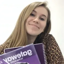 Фотография репетитора Булатова Алена Сергеевна