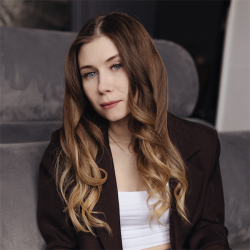 Фотография репетитора Сальникова Виктория Игоревна