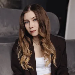 Фотография репетитора Сальникова Виктория Игоревна