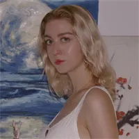 Фотография репетитора Жмуцкая Карина Владиславовна