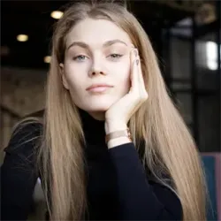 Фотография репетитора Степанова Марина Олеговна