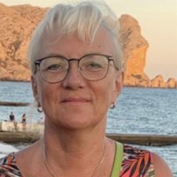 Фотография репетитора Чернядьева Любовь Владимировна