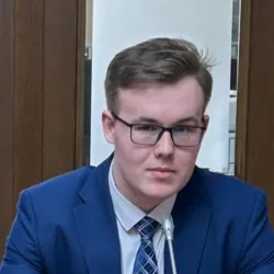 Фотография репетитора Серов Илья Алексеевич