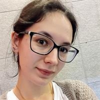 Фотография репетитора Ерстенюк Юлия Николаевна