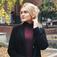 Фотография репетитора Монголина Александра Андреевна