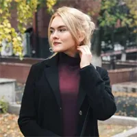 Фотография репетитора Монголина Александра Андреевна