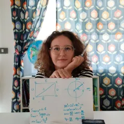 Фотография репетитора Забузова Эмилия Максимовна