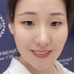 Фотография репетитора Лю Вен Вен 