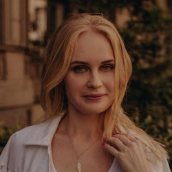 Фотография репетитора Орлова Елена Владимировна