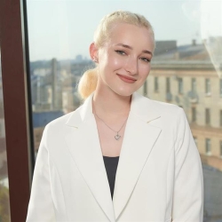 Фотография репетитора Мартынова Диана Максимовна