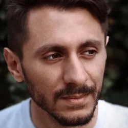 Фотография репетитора Асатрян Роланд Варданович