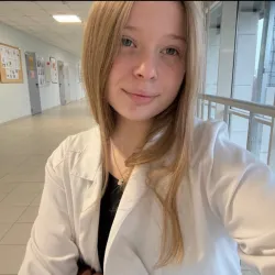 Фотография репетитора Медведева Анна Александровна