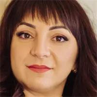 Фотография репетитора Постукян Ирина Эдуартовна