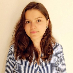 Фотография репетитора Ханукаева Полина Яковлевна