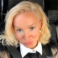 Фотография репетитора Романова Оксана Юрьевна