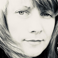 Фотография репетитора Бурханова Любовь Николаевна