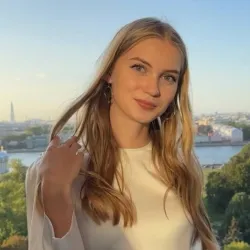 Фотография репетитора Портнова Елизавета Сергеевна