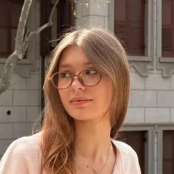 Фотография репетитора Яковлева Софья Евгеньевна
