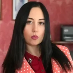 Фотография репетитора Зиникова Эльвира Ринатовна