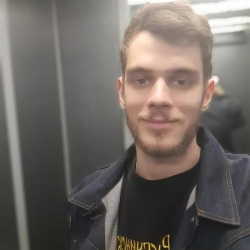 Фотография репетитора Шаповалов Артем Дмитриевич