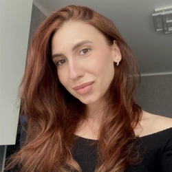 Фотография репетитора Шестакова Александра Андреевна