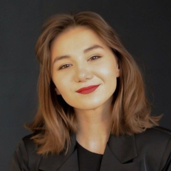 Фотография репетитора Мастерских Регина Ришатовна