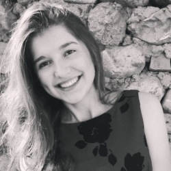 Фотография репетитора Минникова Елена Сергеевна