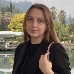 Фотография репетитора Митрова Алена Ильинична