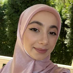 Фотография репетитора Алашева Марьям Арсеновна