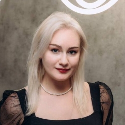 Фотография репетитора Кривошей Алина Андреевна