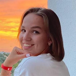 Фотография репетитора Верткова Дарья Олеговна