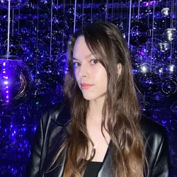 Фотография репетитора Холомеева Алиса Сергеевна