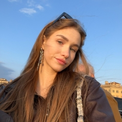 Фотография репетитора Игнатьева Александра Андреевна