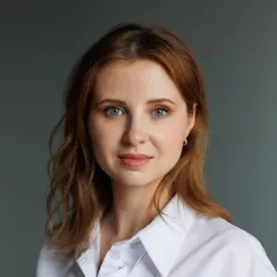 Фотография репетитора Слатова Екатерина Евгеньевна