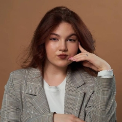 Фотография репетитора Каменщикова Дарья Андреевна