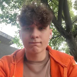 Фотография репетитора Попов Артём Евгеньевич