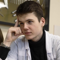 Фотография репетитора Сахно Артем Эдуардович