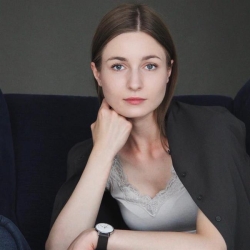 Фотография репетитора Попова Евгения Вячеславовна