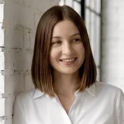 Фотография репетитора Попова Евгения Вячеславовна