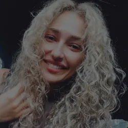 Фотография репетитора Абдуллаева Эльмира Эльхановна