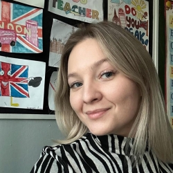 Фотография репетитора Елистархова Ангелина Алексеевна