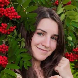 Фотография репетитора Емельянова Юлия Михайловна