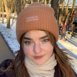 Фотография репетитора Петрова Дарья Андреевна