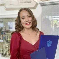 Фотография репетитора Шкуратова Полина Юрьевна