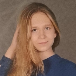 Фотография репетитора Литвинова Алиса Андреевна