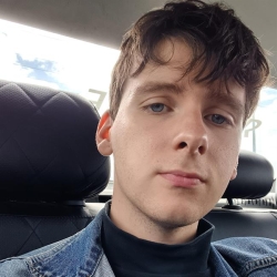 Фотография репетитора Правда Артем Викторович