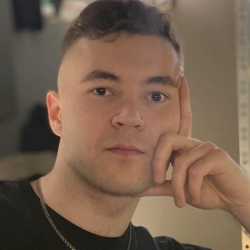 Фотография репетитора Тажбенов Альнур Альнур 