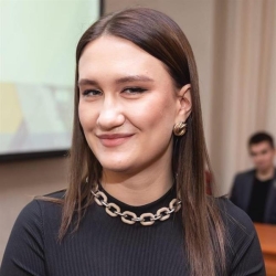 Фотография репетитора Пивоварова Яна Алексеевна