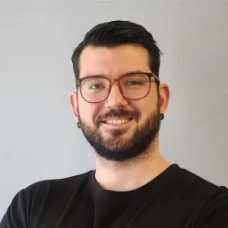 Фотография репетитора Понсе-Гаврилова Иван-Мигель 