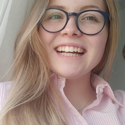 Фотография репетитора Богаченкова Виктория Антоновна